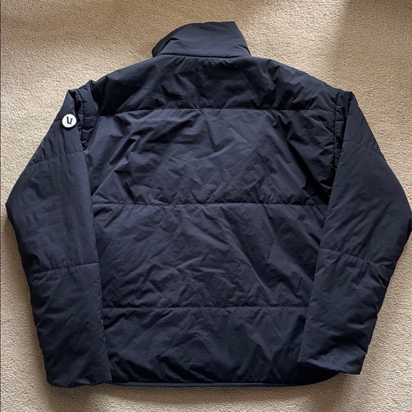 Vuori Black Canyon Insulated Puffer Jacket XS - Picture 3 of 4